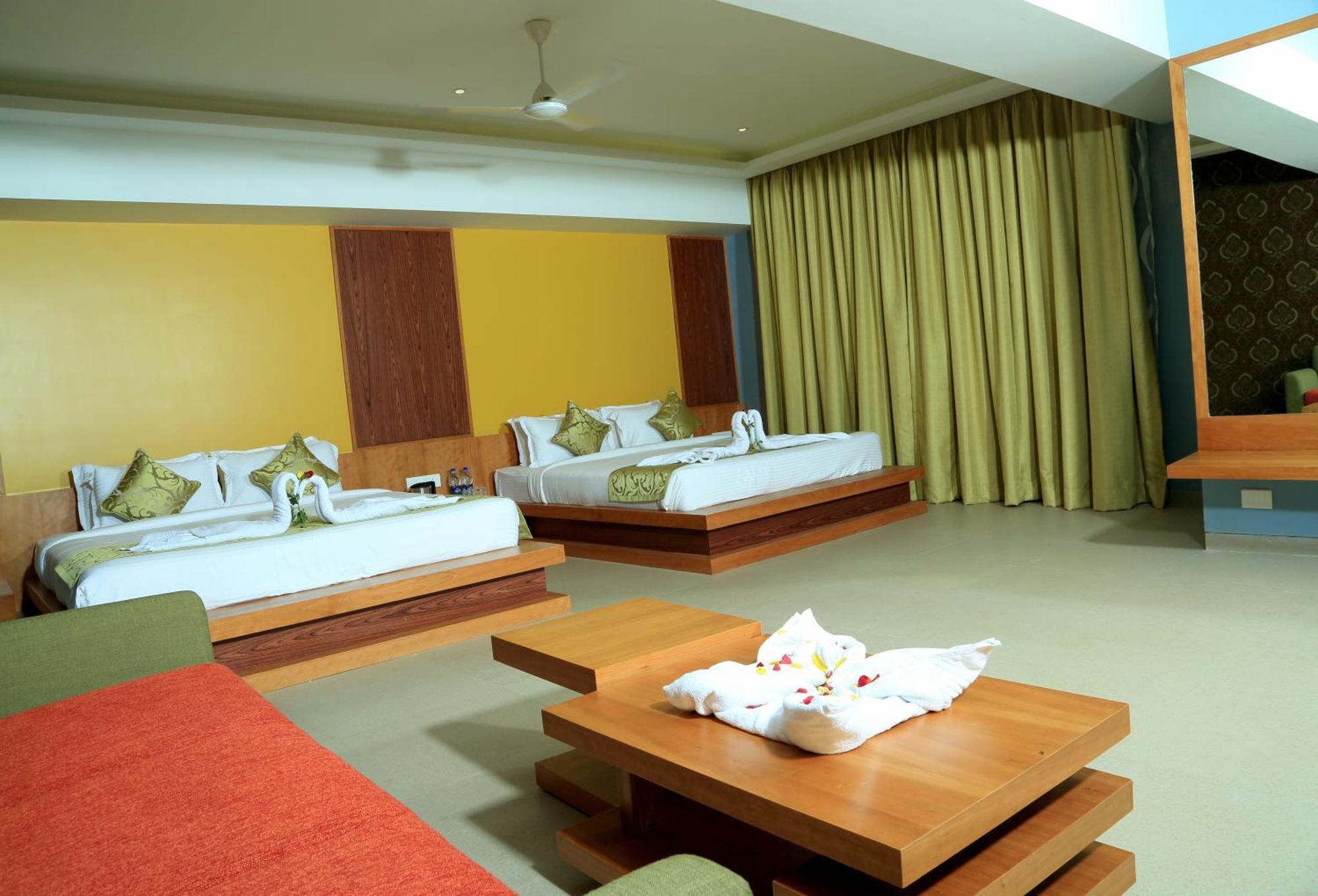 Shamrock Greens By Jardin Hotels Dharmpura Room photo